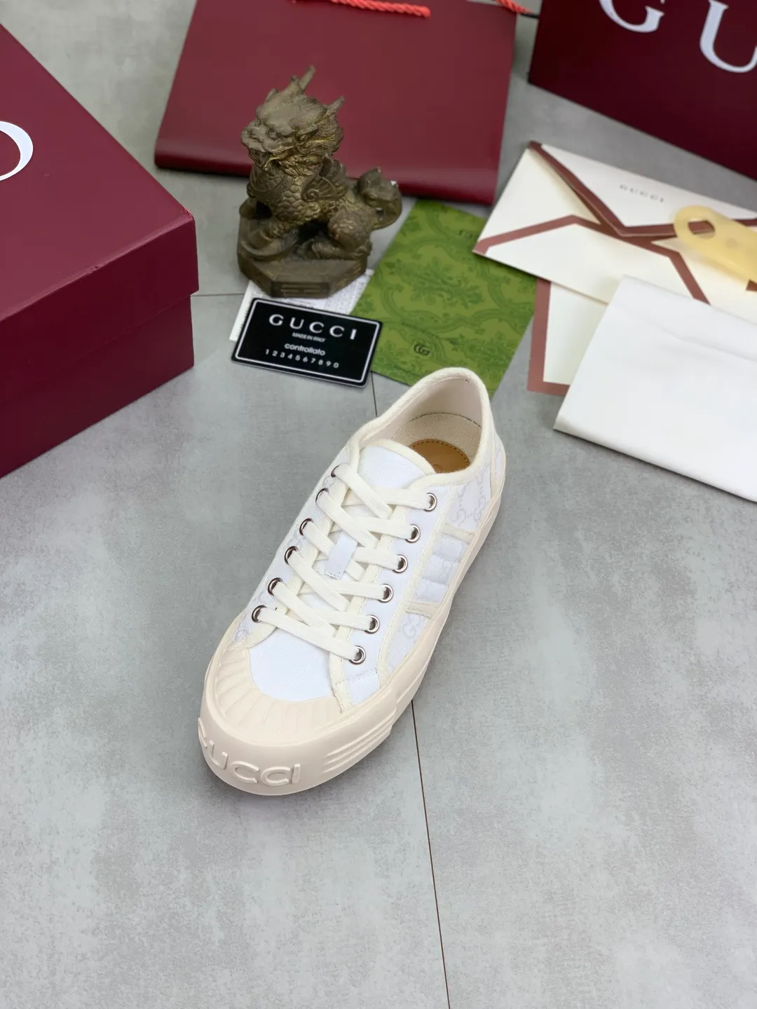 Men's shoes 💰P480 New Gucci thick-soled cloth shoes for women, high-quality version with logo patterned cloth surface, 5mm thick sole, ultra-light shoes, versatile and comfortable.  Fabric: Versatile floral fabric Lining: Versatile canvas Feet: Towel fabric Code number: 35-41 (41 customized) Packaging: Original packaging